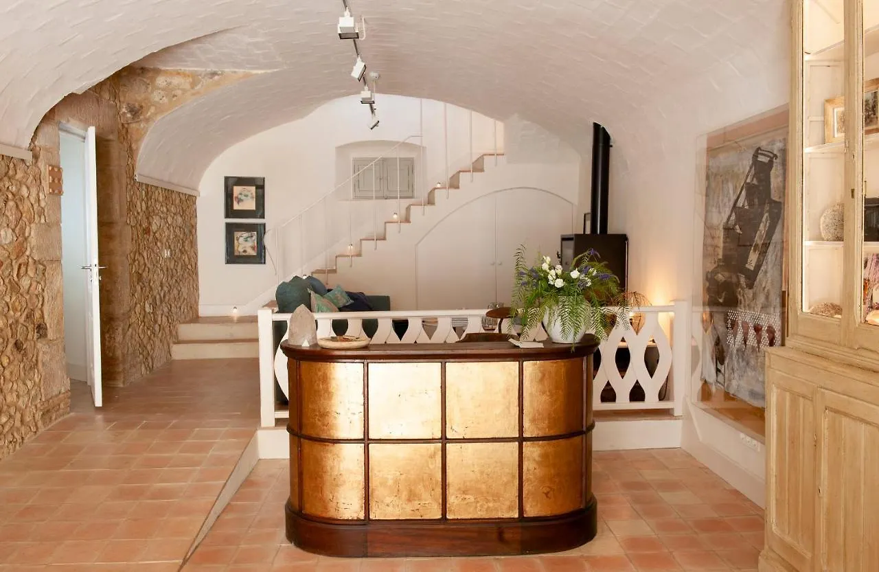 Arkhé Hotel Boutique Pals Bed and breakfast