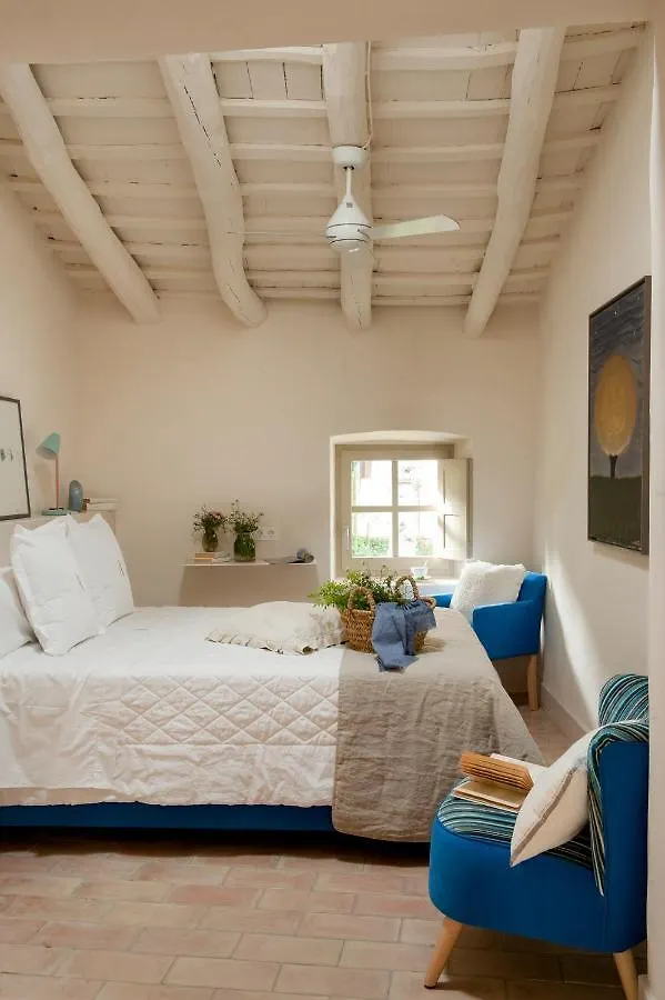 Arkhe Hotel Boutique Pals Bed & Breakfast